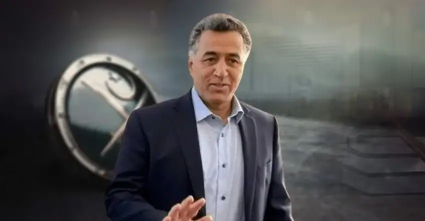 سابق آئی ایس آئی چیف فیض حمید عدالت میں اپیل دائر کرتے ہوئے