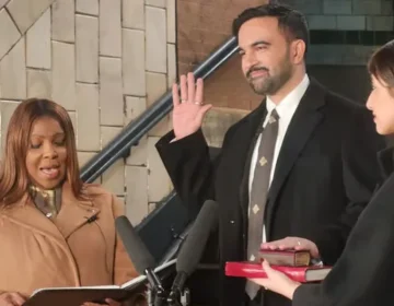 ظہران ممدانی نیویارک سٹی کے پہلے مسلمان میئر کے طور پر حلف اٹھاتے ہوئے